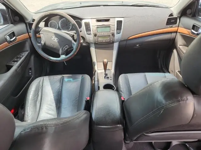 2010 HYUNDAI SONATA LIMITED V6  