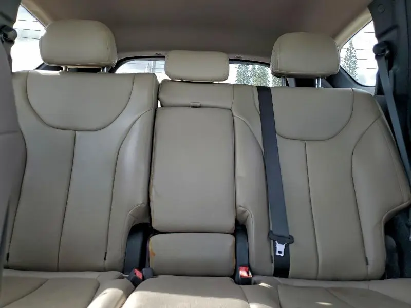 2019 HYUNDAI SANTA FE SEL  