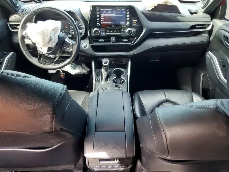 2021 TOYOTA HIGHLANDER XSE  