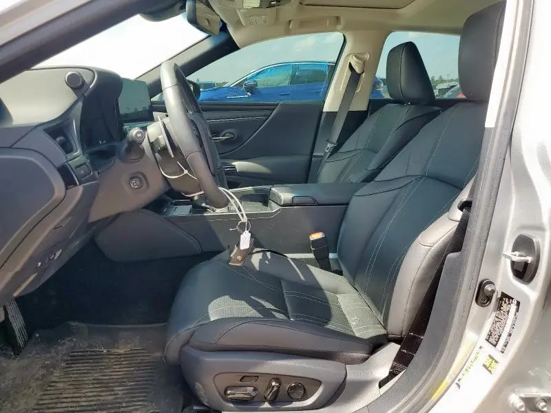 2023 LEXUS ES 300H BASE  