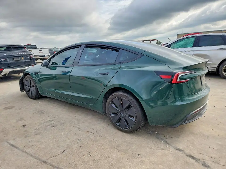 2024 TESLA MODEL 3   