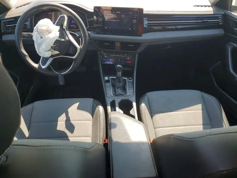 2025 VOLKSWAGEN JETTA SE  