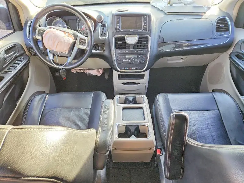 2012 CHRYSLER TOWN & COUNTRY TOURING  