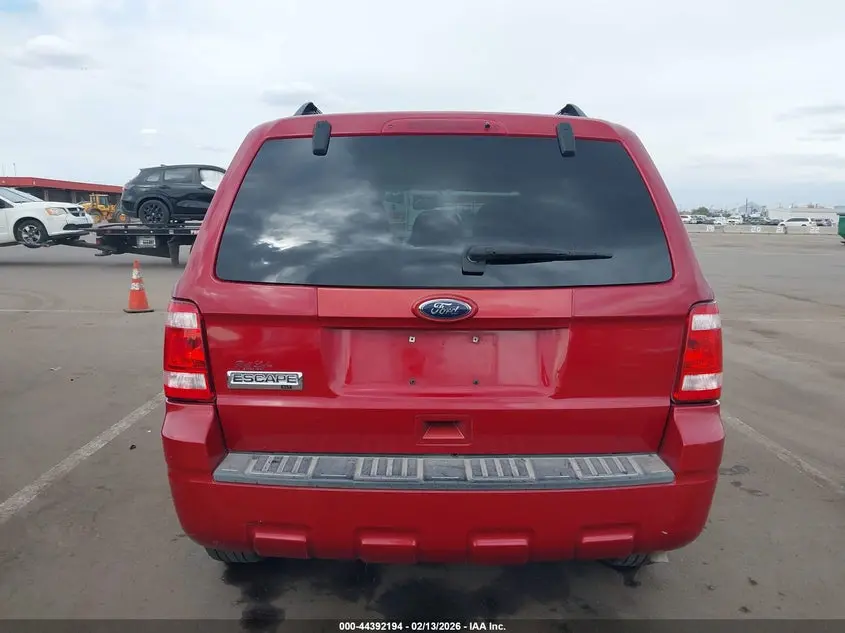 2010 FORD ESCAPE XLT