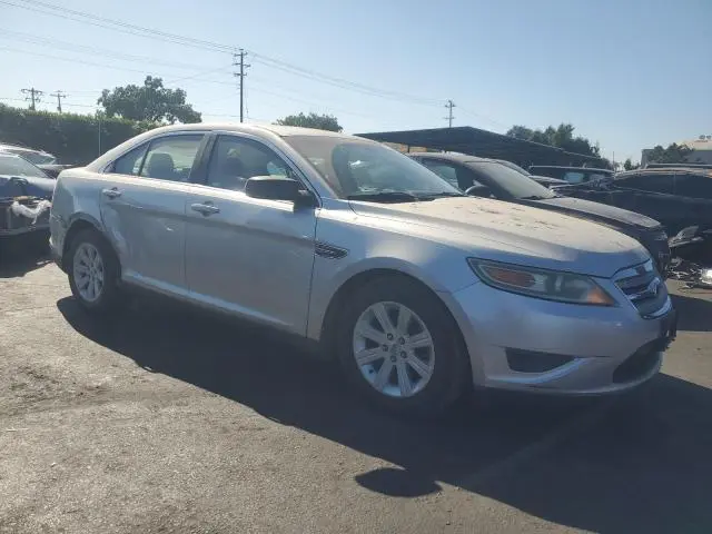 2011 FORD TAURUS SE  
