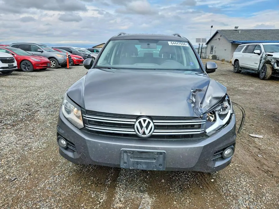 2013 VOLKSWAGEN TIGUAN S  