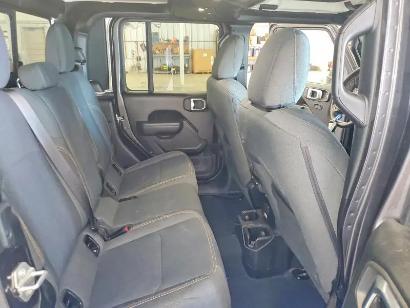 2024 JEEP GLADIATOR SPORT  