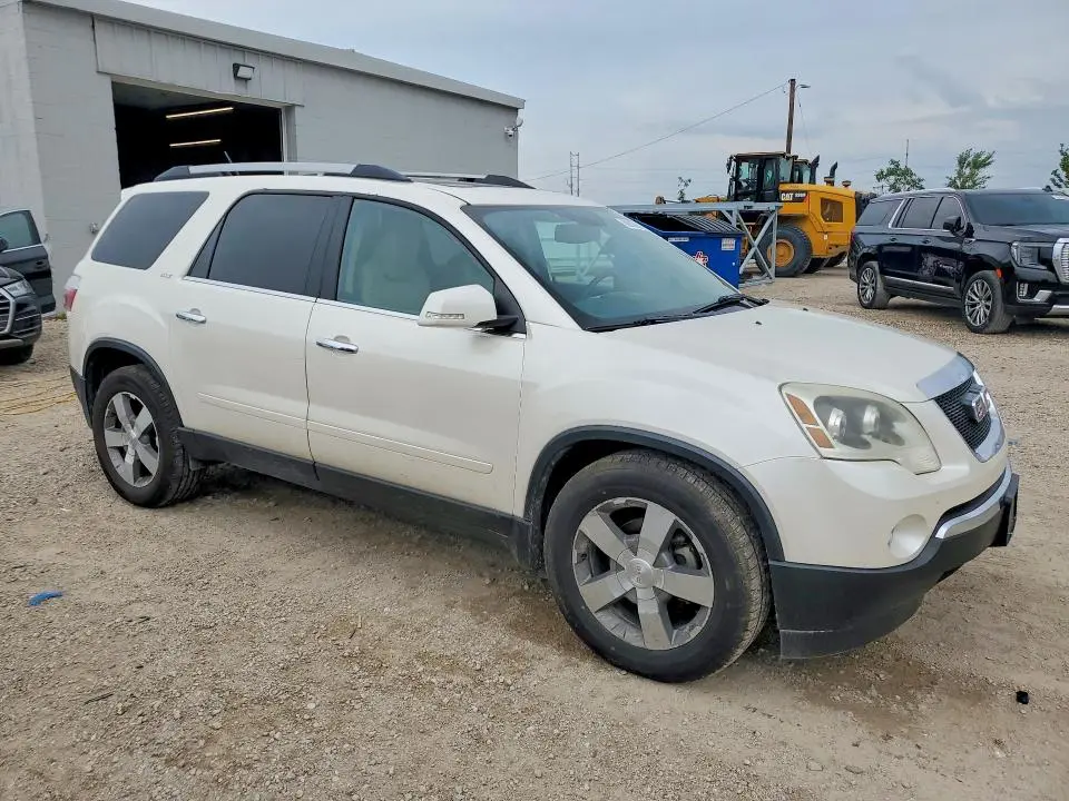 2012 GMC ACADIA SLT-1  