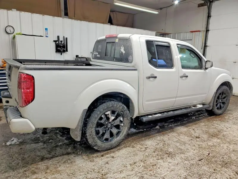 2020 NISSAN FRONTIER S  