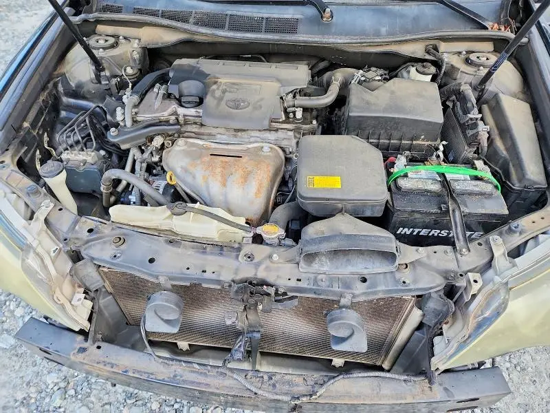 2013 TOYOTA CAMRY SE  