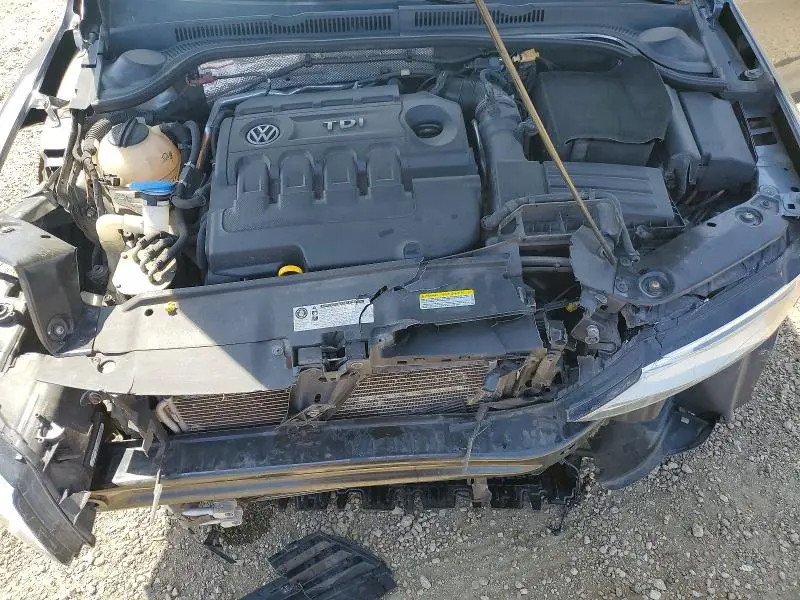 2015 VOLKSWAGEN JETTA TDI  
