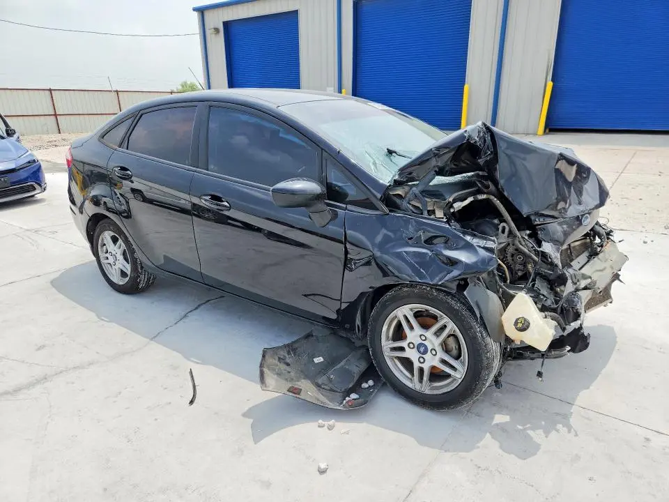 2019 FORD FIESTA SE  