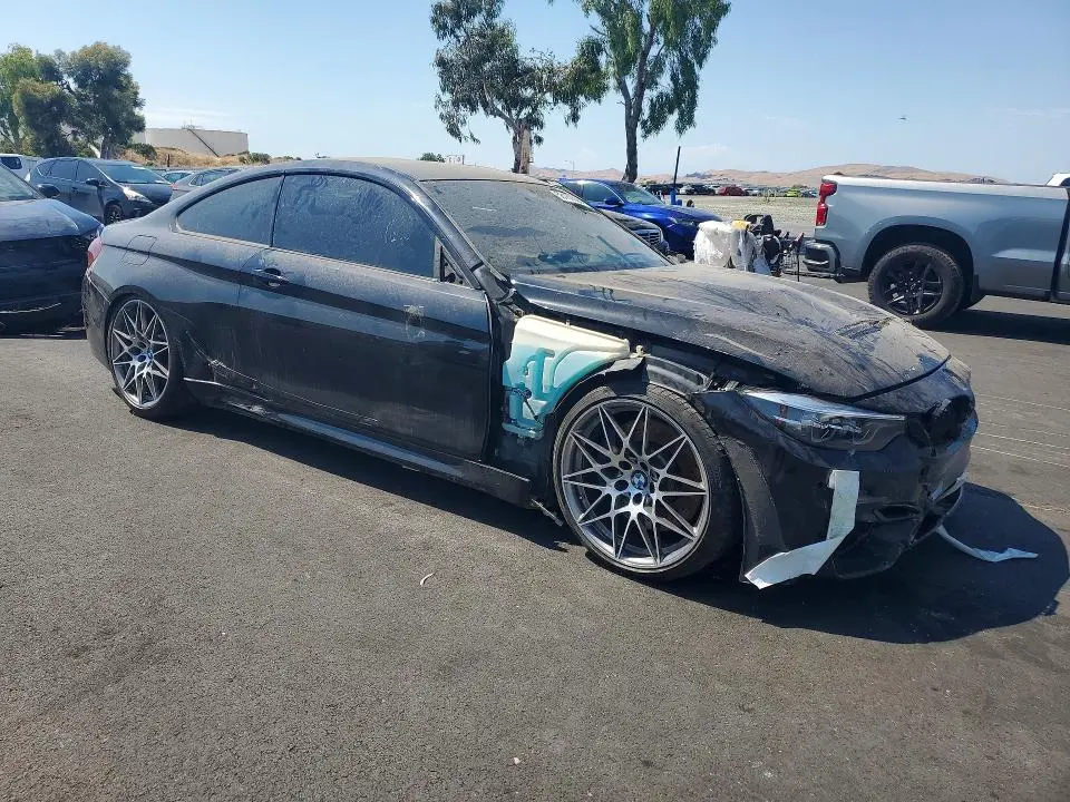 2018 BMW M4   