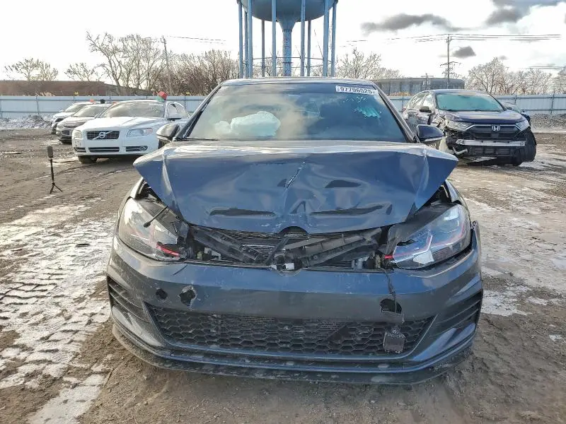 2021 VOLKSWAGEN GTI S  