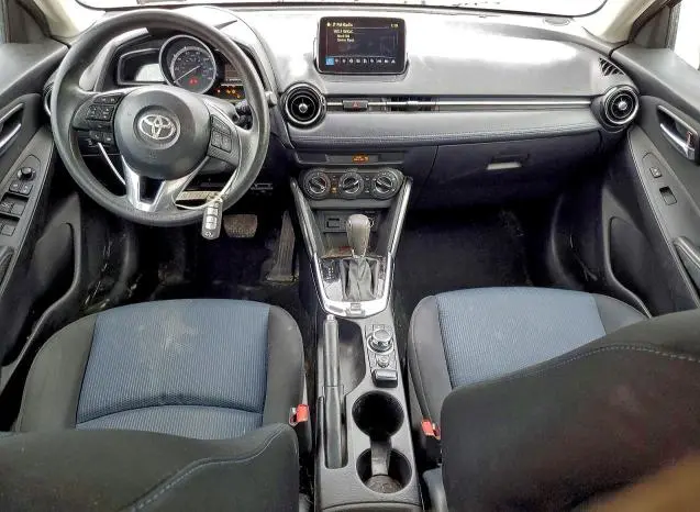 2017 TOYOTA YARIS IA   