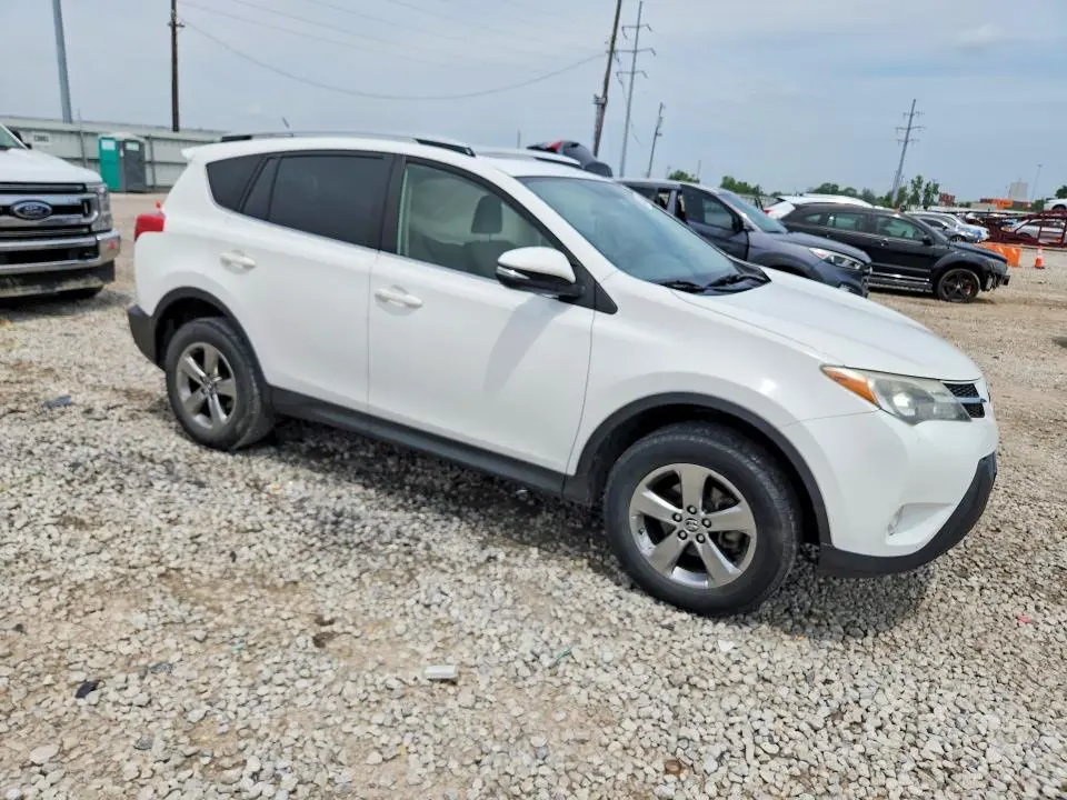2015 TOYOTA RAV4 XLE  