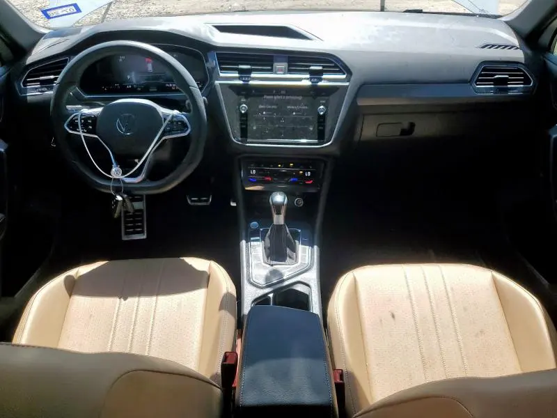 2024 VOLKSWAGEN TIGUAN SE R-LINE BLACK  