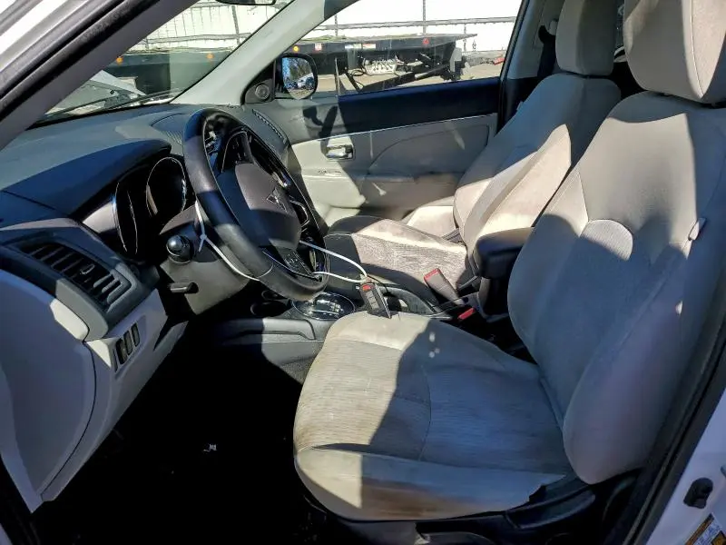 2017 MITSUBISHI OUTLANDER SPORT ES  