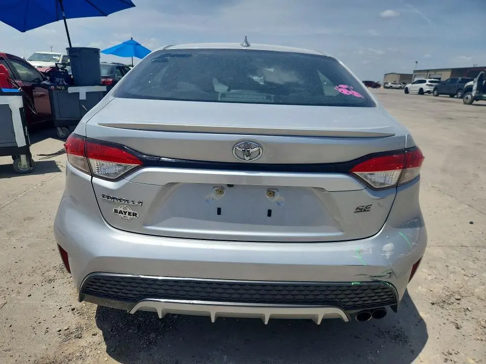 2021 TOYOTA COROLLA SE  