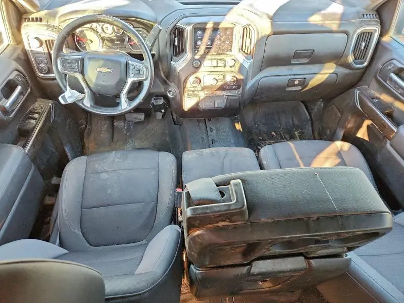 2019 CHEVROLET SILVERADO C1500 LT  