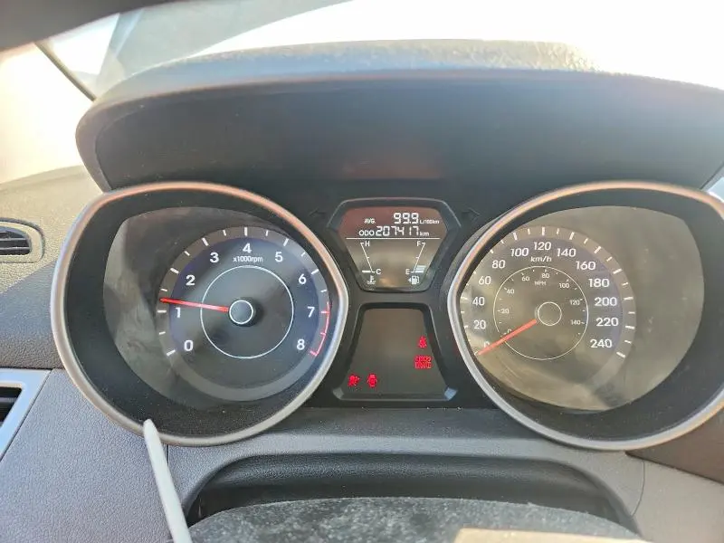 2013 HYUNDAI ELANTRA GLS  