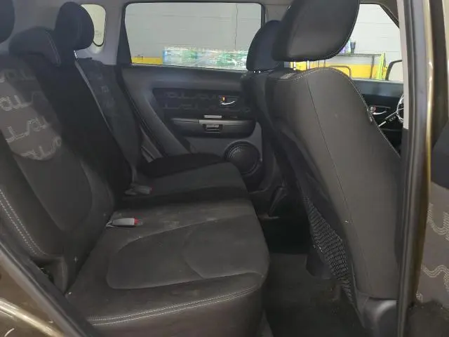 2013 KIA SOUL +  