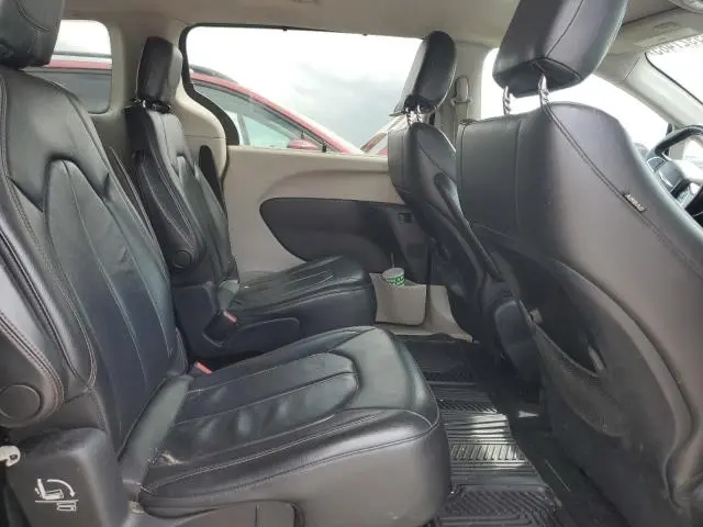 2017 CHRYSLER PACIFICA TOURING L  