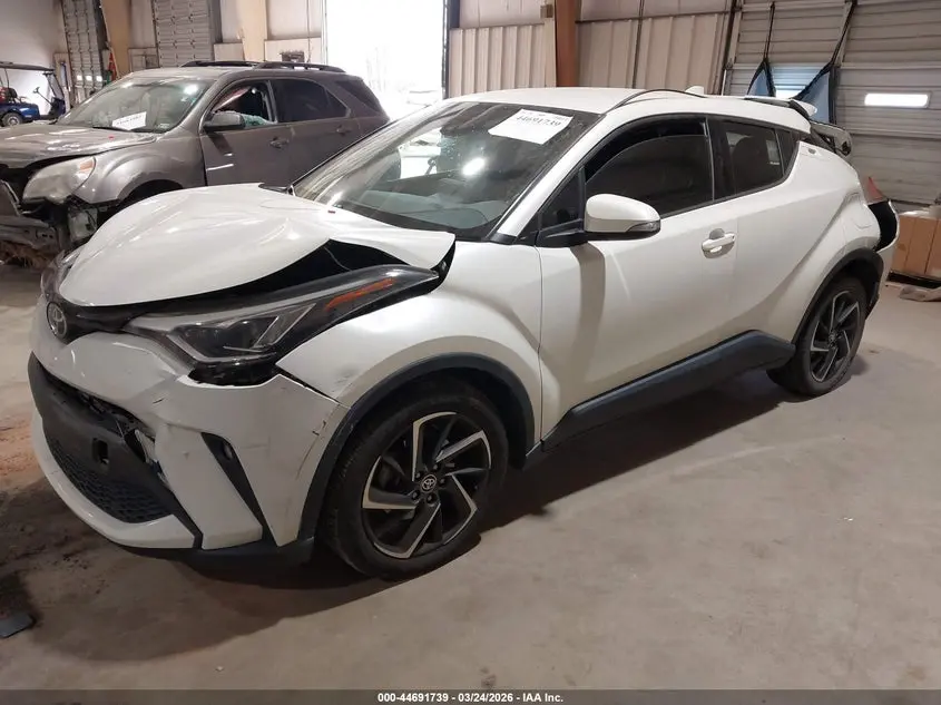 2020 TOYOTA C-HR LIMITED