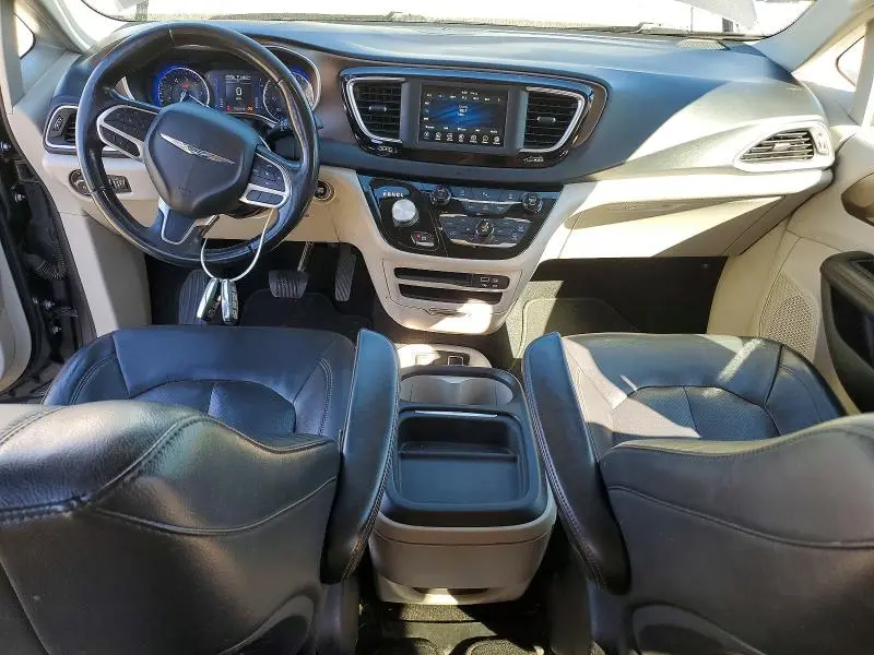2019 CHRYSLER PACIFICA TOURING L  
