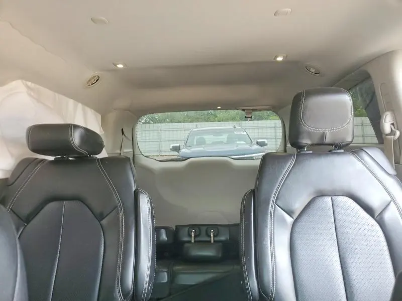 2020 CHRYSLER VOYAGER LXI  
