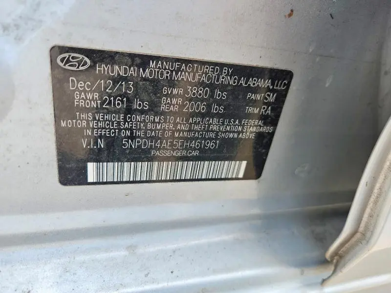 2014 HYUNDAI ELANTRA SE  
