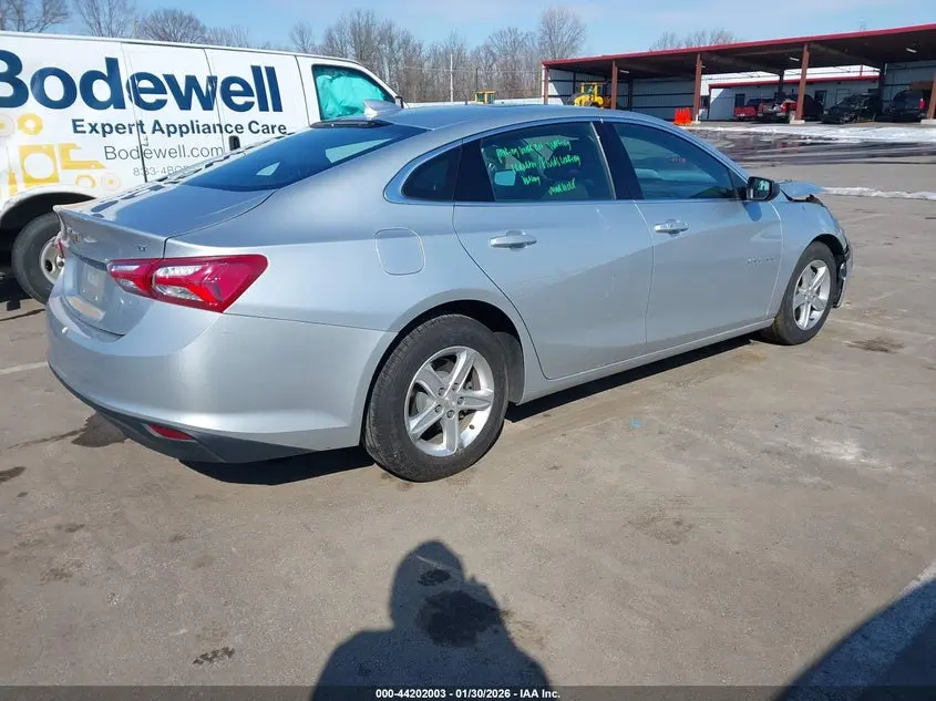2022 CHEVROLET MALIBU FWD LT