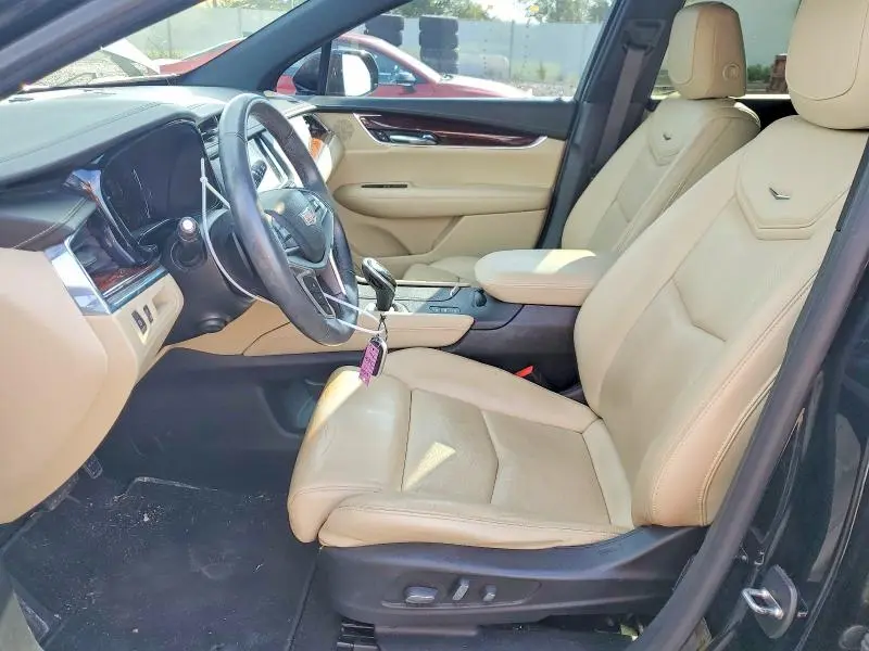 2017 CADILLAC XT5 PREMIUM LUXURY  