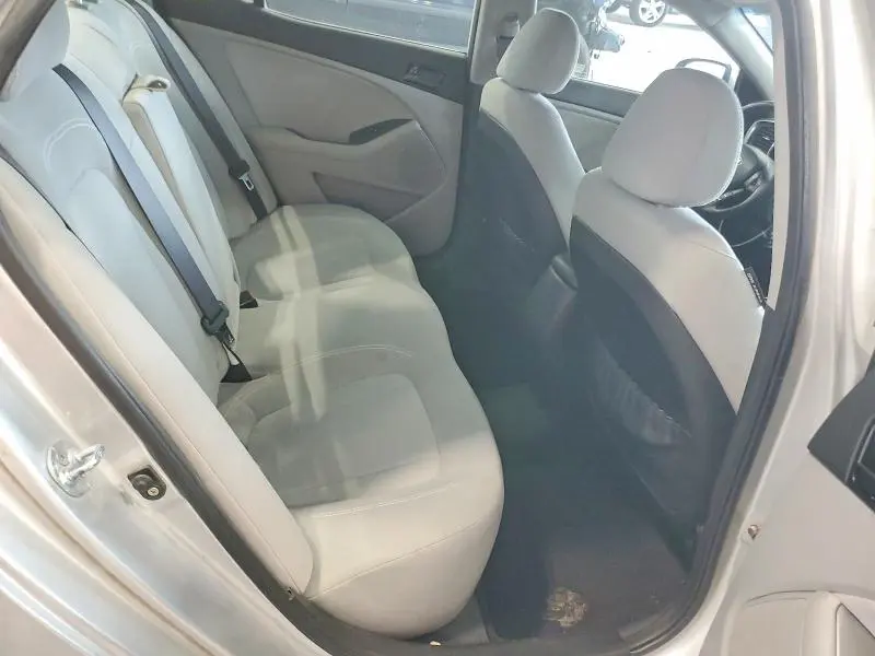 2011 KIA OPTIMA LX  