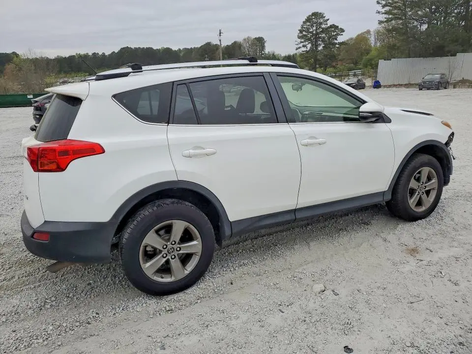 2015 TOYOTA RAV4 XLE  