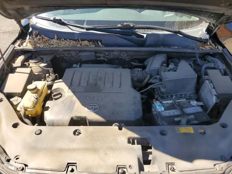 2011 TOYOTA RAV4 BASE  