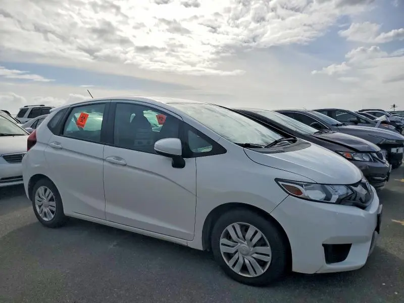 2015 HONDA FIT LX  