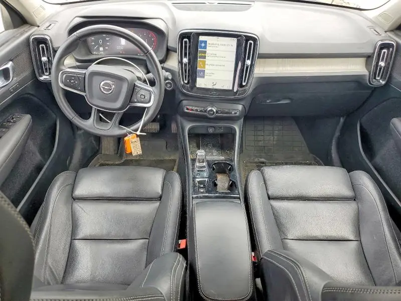 2019 VOLVO XC40 T5 INSCRIPTION  