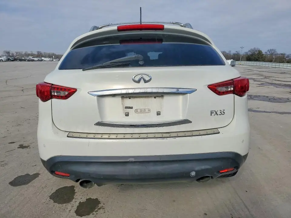 2010 INFINITI FX35   