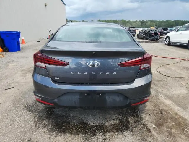 2020 HYUNDAI ELANTRA SE  
