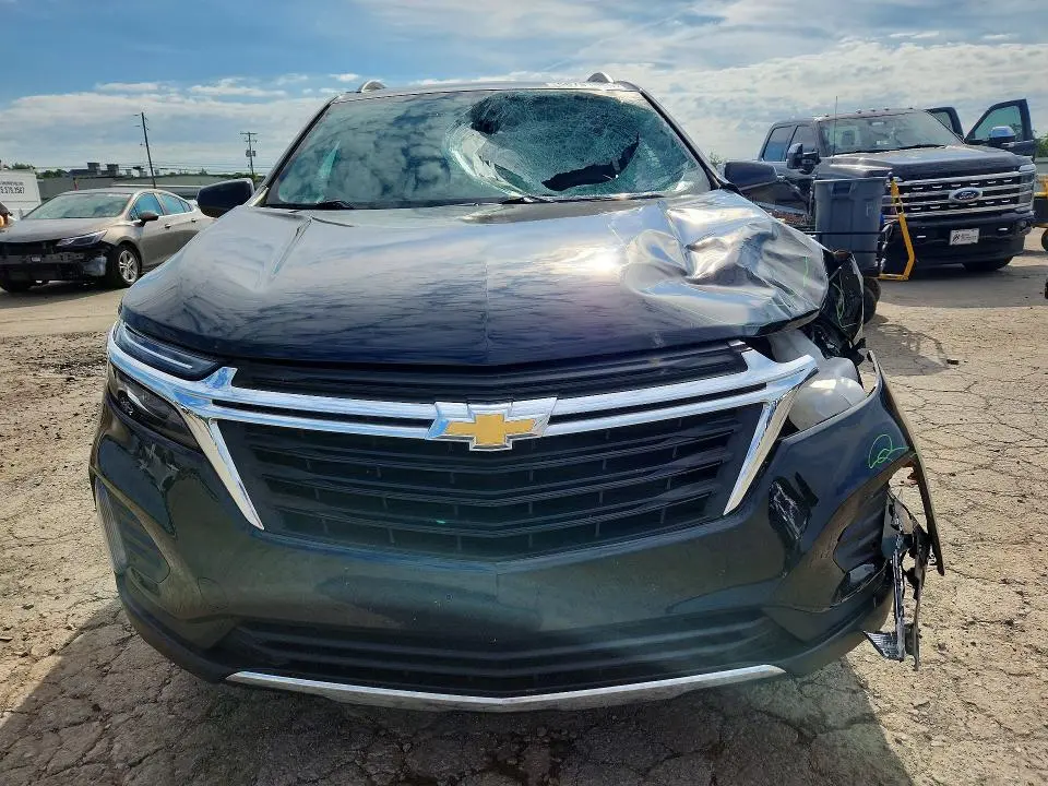 2022 CHEVROLET EQUINOX LT  