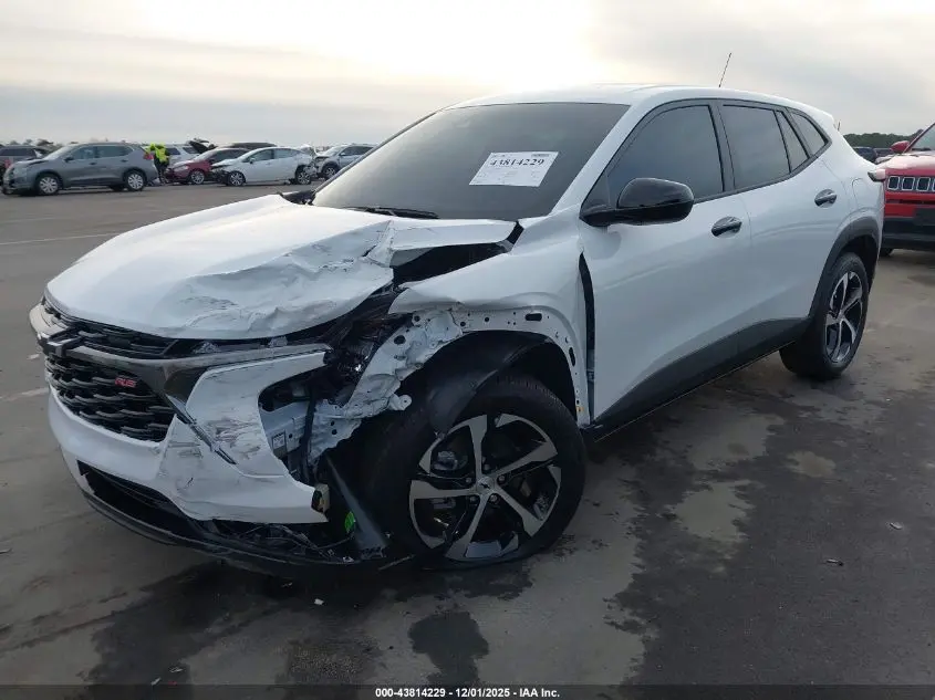 2025 CHEVROLET TRAX FWD 1RS