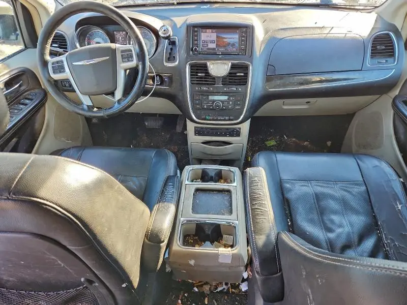 2013 CHRYSLER TOWN & COUNTRY TOURING L  