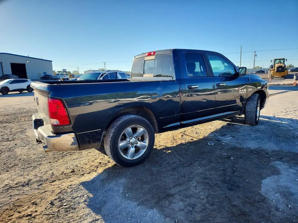 2013 RAM 1500 SLT  