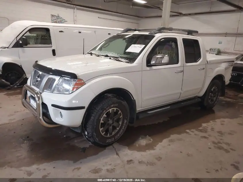 2015 NISSAN FRONTIER PRO-4X