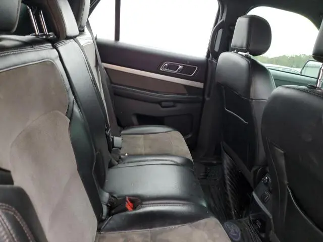 2017 FORD EXPLORER XLT  