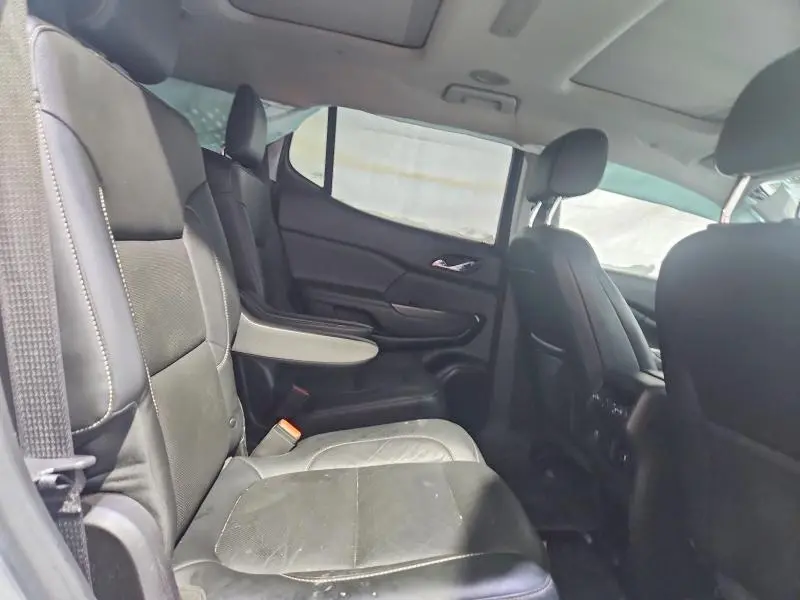 2017 GMC ACADIA SLT-2  