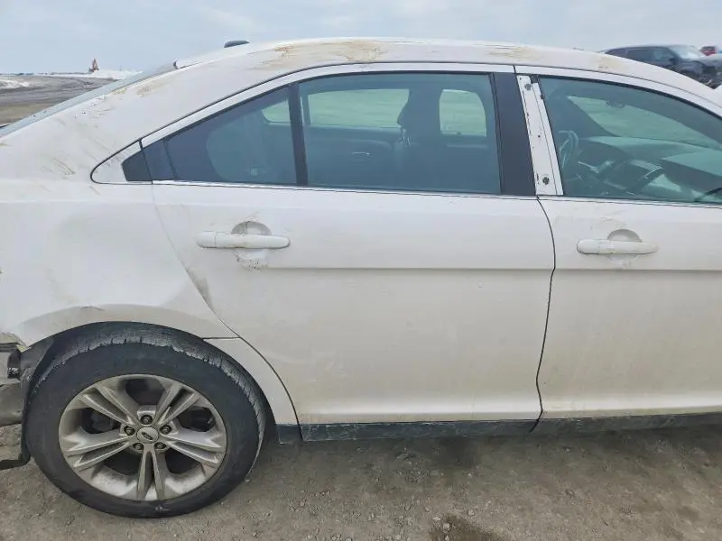 2019 FORD TAURUS SEL  