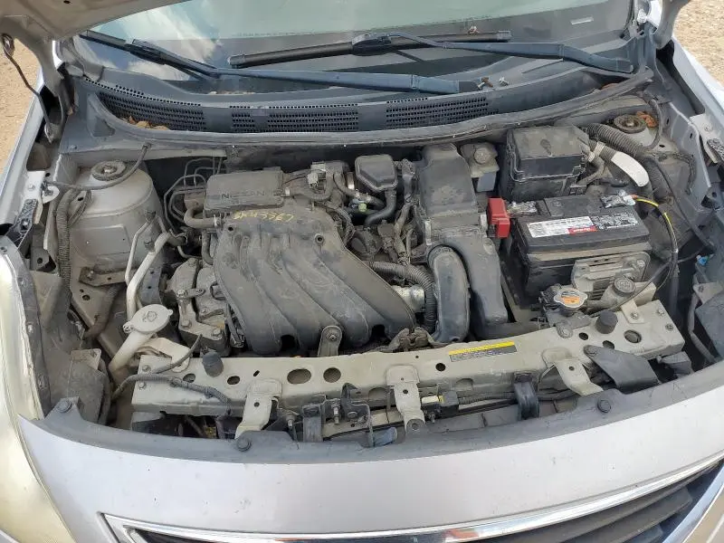 2012 NISSAN VERSA S  