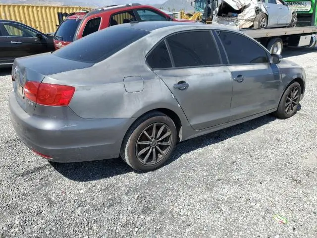 2011 VOLKSWAGEN JETTA SE  